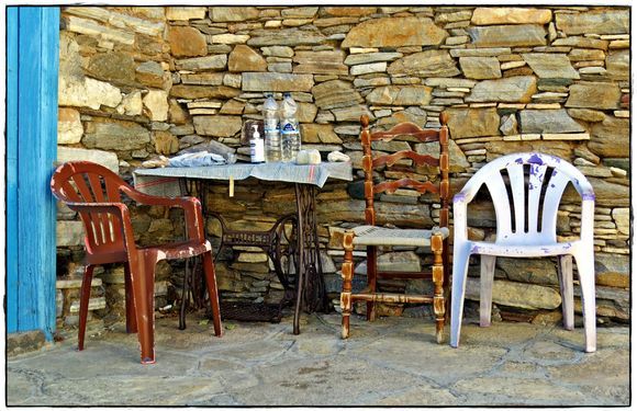 24-09-2022 Samos: Manolates .........Just a small corner in the village of Manolates