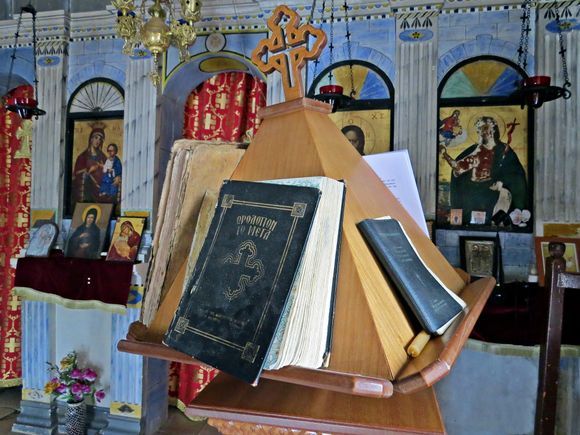 14-09-2020 Ikaria: Very old books in a monastery church