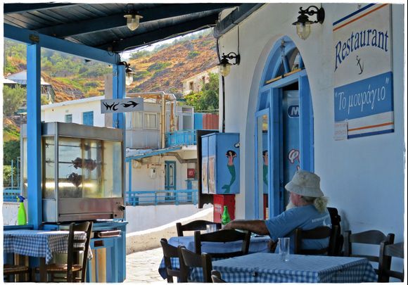 17-09-2019 Ikaria: Armenistis ......Just enjoy of a beer on a quiet terras