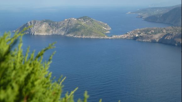 On the way to Myrtos beach, view in direction Assos