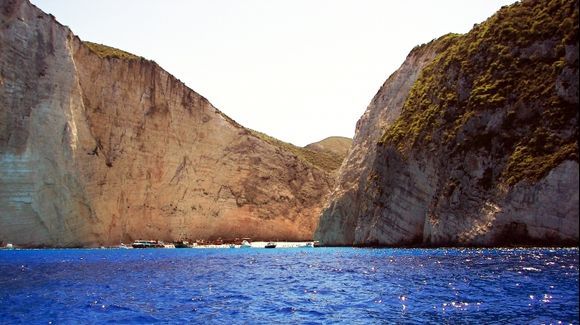 We sail to the shipwreck on Navagio 1