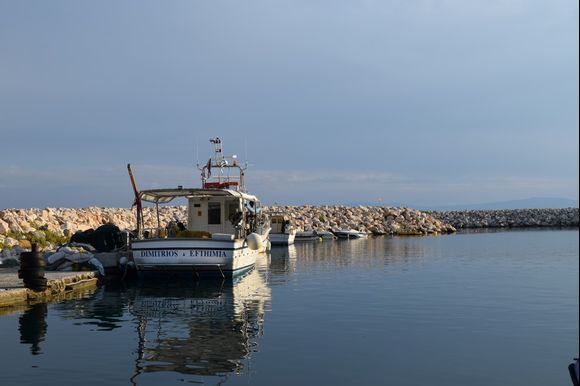 The small harbour at Katelios.