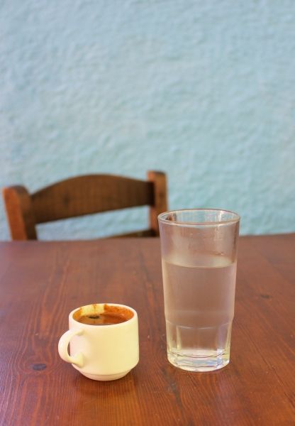 Elleniko at kafeinion, Xalki, Naxos