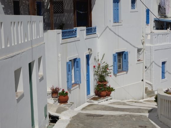 House with blue shutters, Asypalaia