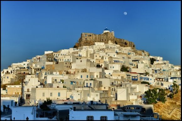 Chora with full moon