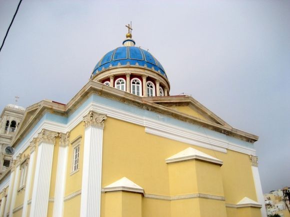 A beautiful church in Ermoupolis.