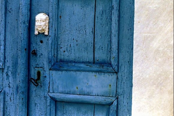 Door, Pirgos