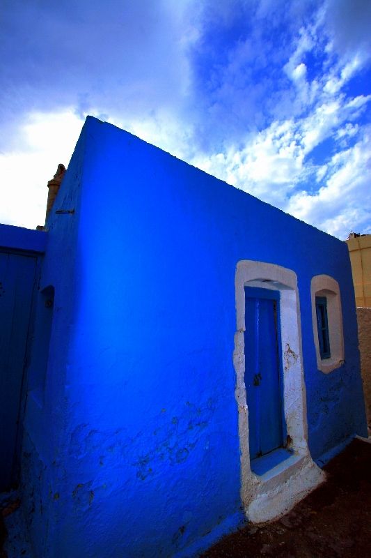 Blue house in Pothia