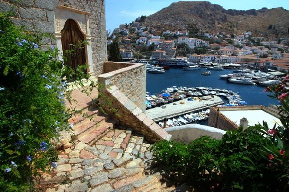 Seascape with mansion, Hydra town