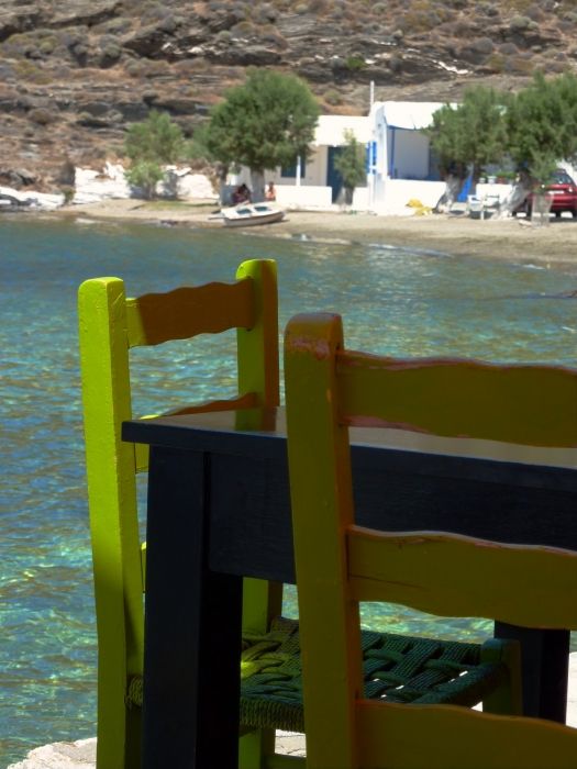 Table and chairs, Aghia Irini beach