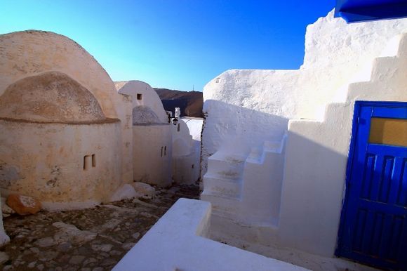 Narrow lane with traditional architecture, Chora