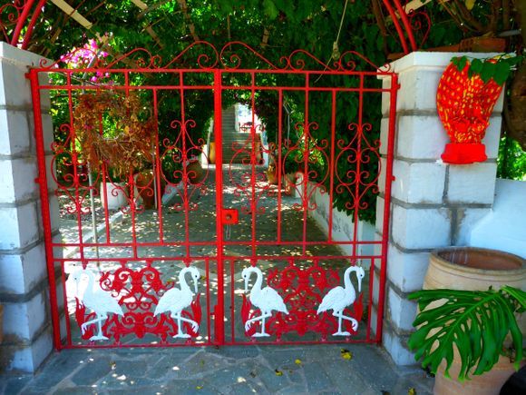 Red gate 
