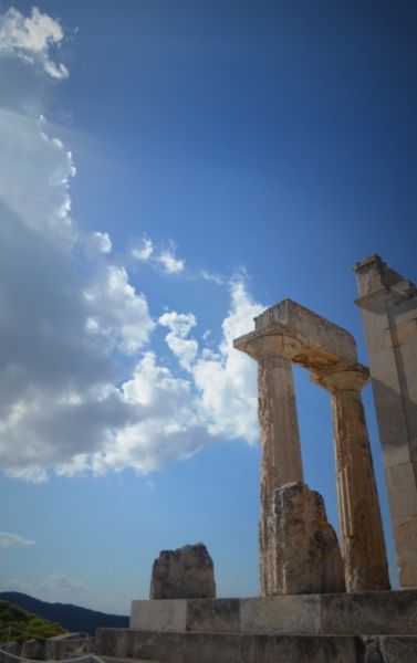 The Temple of Aphaia.Aegina