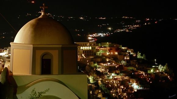 Fira by night