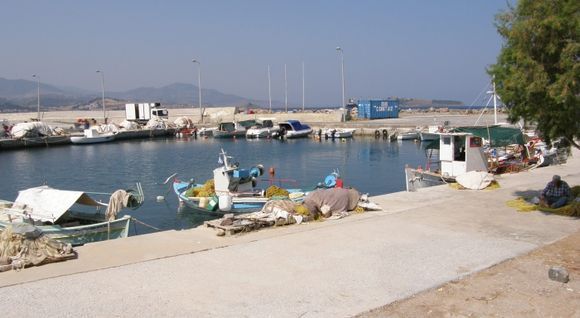 petra little fishing harbour