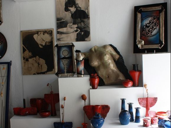 Ceramic and jewellery shop owned by Katerina Fotopoulou, Naoussa