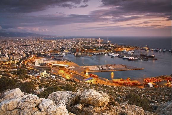 cargo harbour in Piraeus
www.milangondaphotography.com