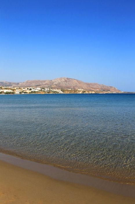 The beach of Makrigialos