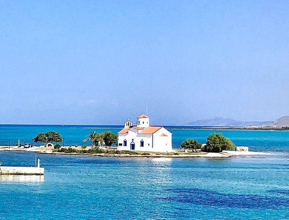 the small chapel of the port.  Agios Spiridon