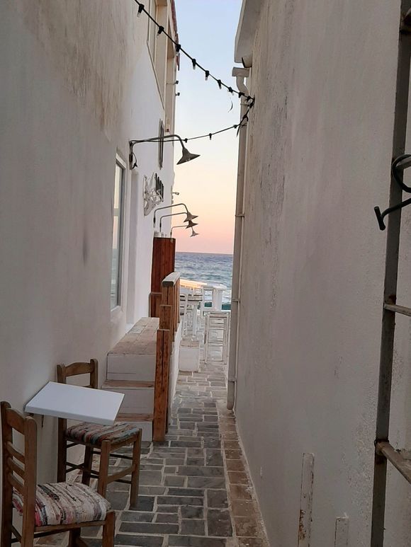 An alley leading to the sea