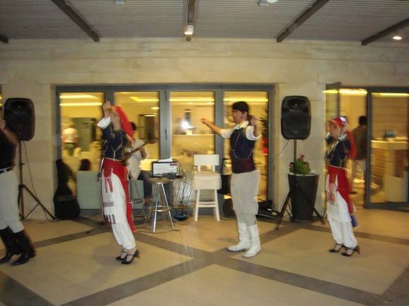 Greek dancing in Rethymno