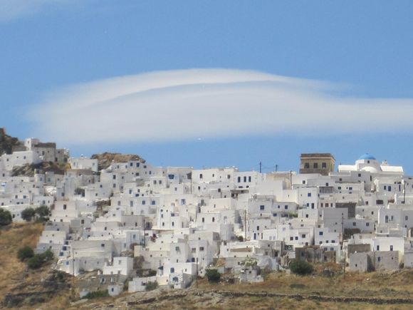 clouds serifos