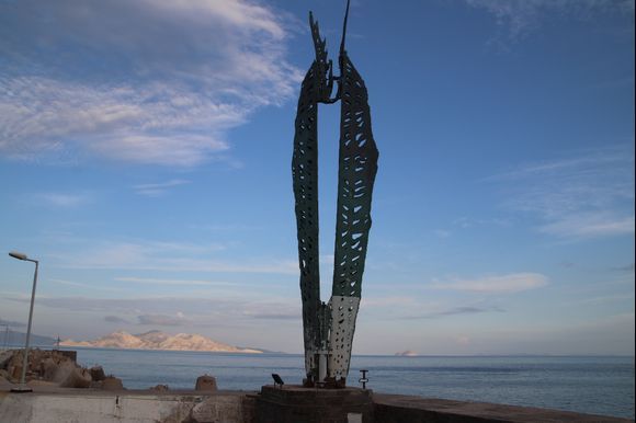 monumento a Ikaro