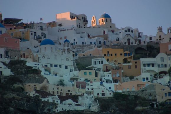 Oia church catching the last sunrays of the day.