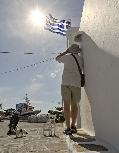 Great Sun, Great Flag, Great Photographer