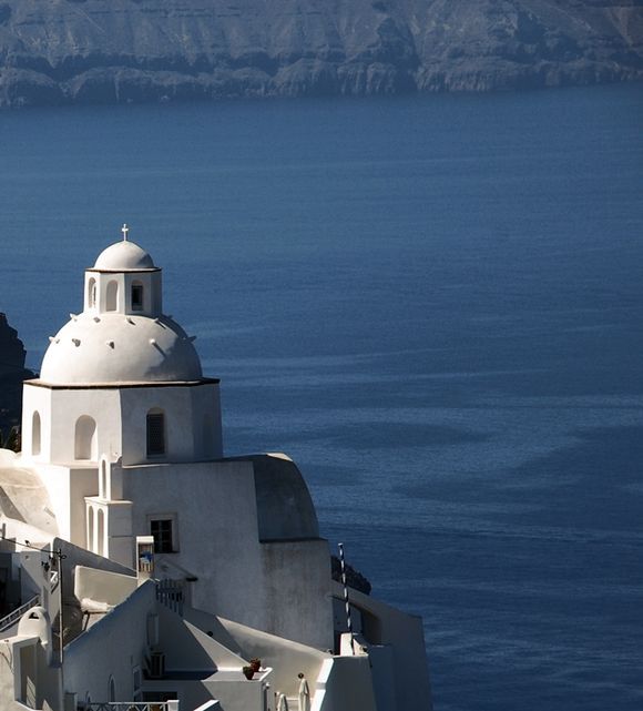 white church, Fira