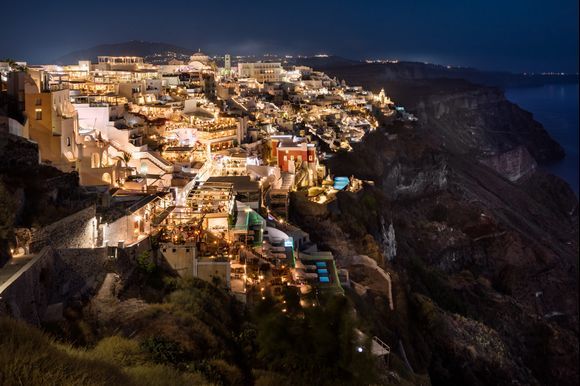 Fira, in all its splendor and glory
