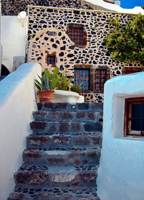 House of rocks in Fira, Santorini