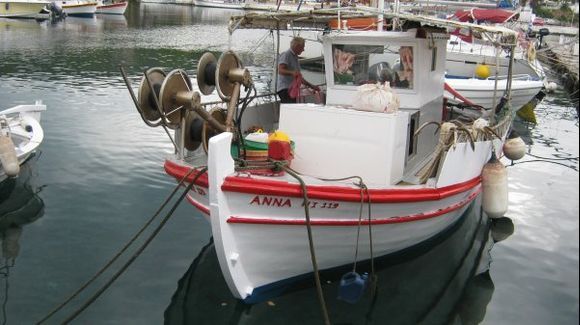 Neos Marmaras Boat 2