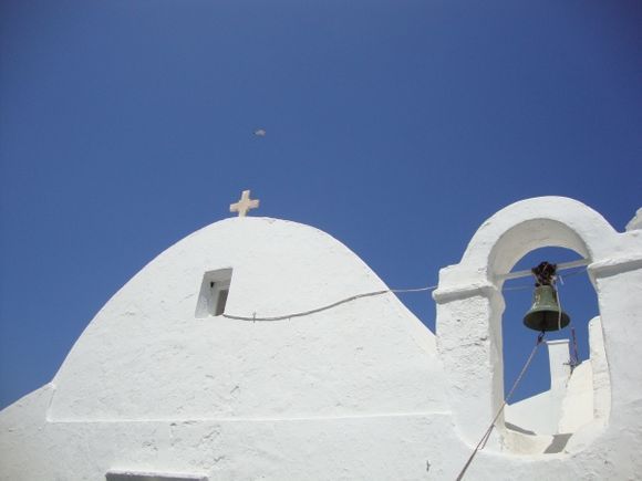 A seagull, a cross and a bell !