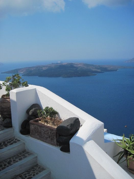 Serenity in Santorini