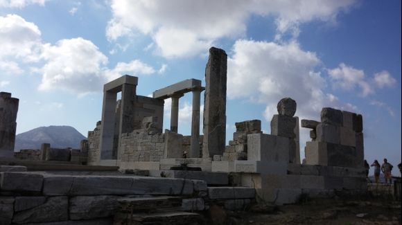 Temple of Dimitra, Kouros, Naxos