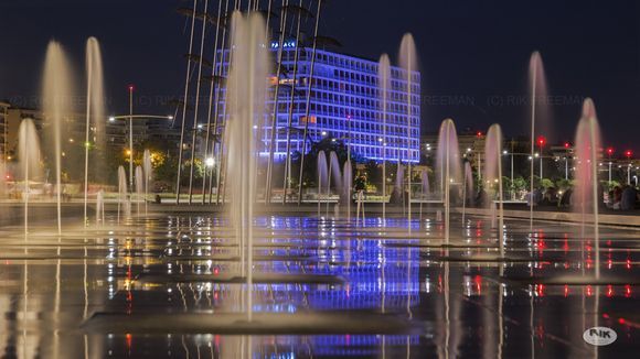 The Makedonia Palace Hotel (01) as seen through the fountains.