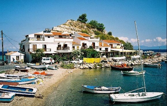 Kokkari Samos the end of the harbour with it´s italian restaurant