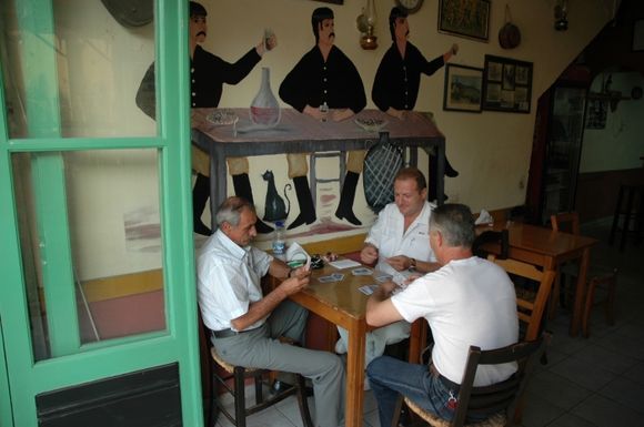 Cards playing in Rethimno