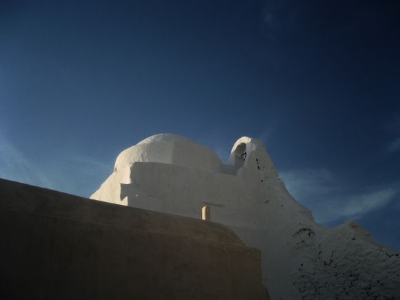 most beautiful chapel of cyclades - paraportine