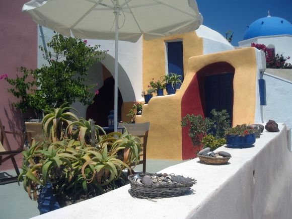 colours of oia