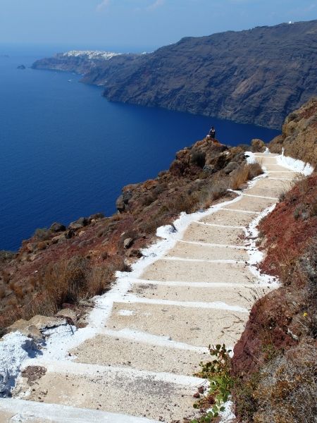 hiking day, on the way to oia