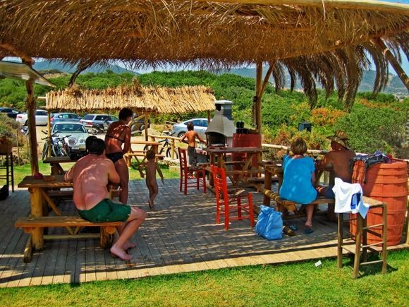 Halkidiki (Sithonia), the comfortable bar in Platania beach