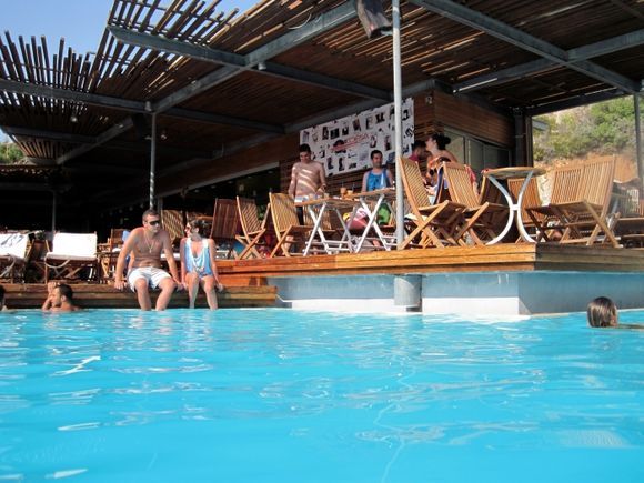 Lefkada, Copla bar, swimming pool in front of the kathisma beach!