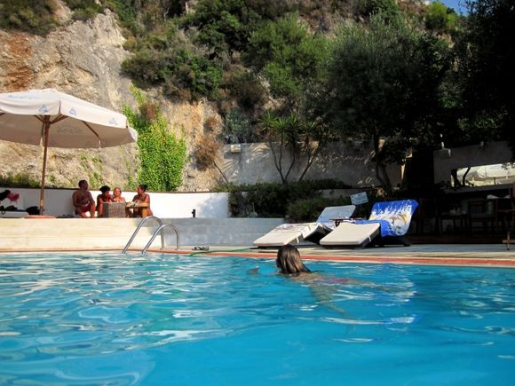 Lefkada, Copla bar, swimming pool in front of the Kathisma beach!