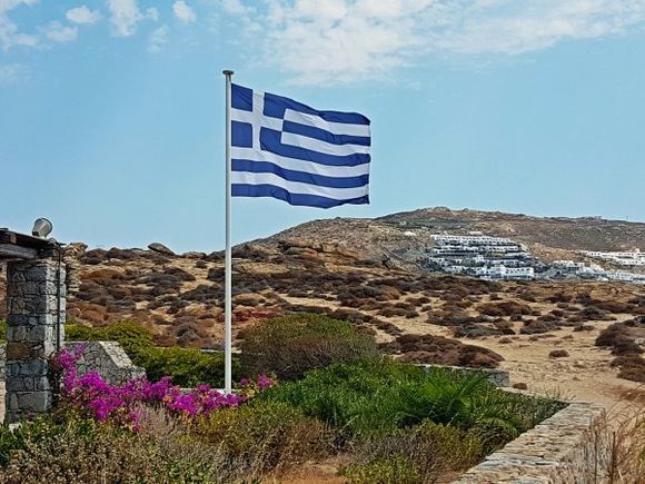 Mykonos august 2017, going to Agrari beach, Elia in the background