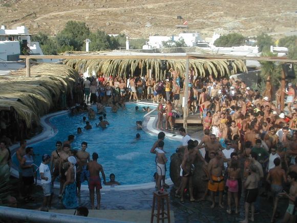 Mykonos, Disco Paradise Beach: the Pool of Love!!