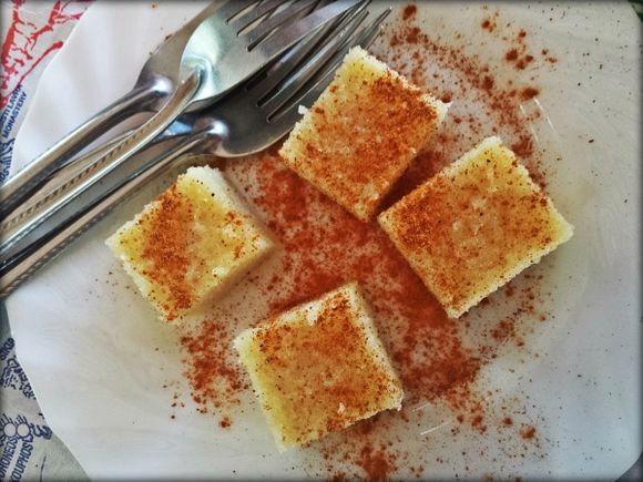 Halkidiki (Sithonia), a delicious coconut and cinnamon cake in the Maistrali restaurant in Sarti