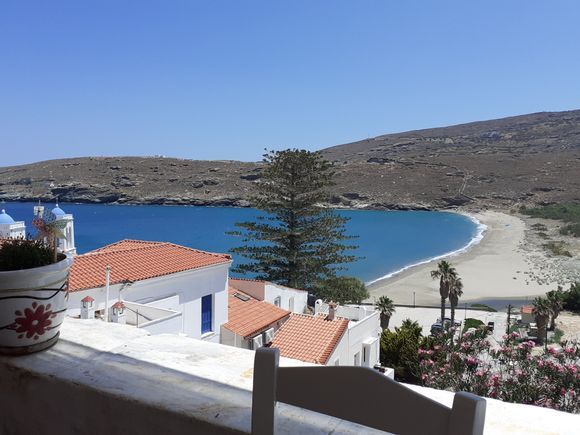 Chora beach on the other side of the peninsula