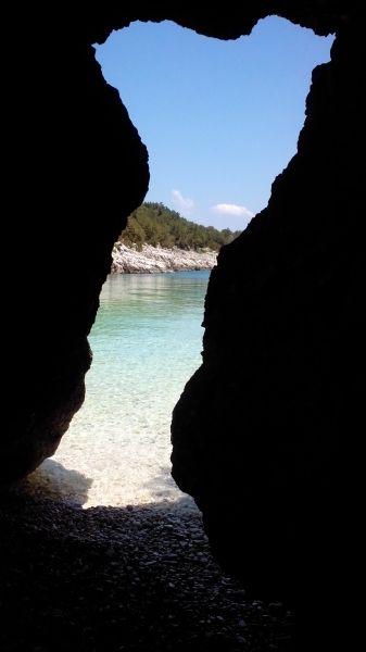 dafnaudi beach  cave